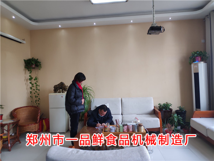 改行做面食批發的客戶選擇一品鮮燴面機(圖4) 改行做面食批發的客戶選擇一品鮮燴面機(圖4)