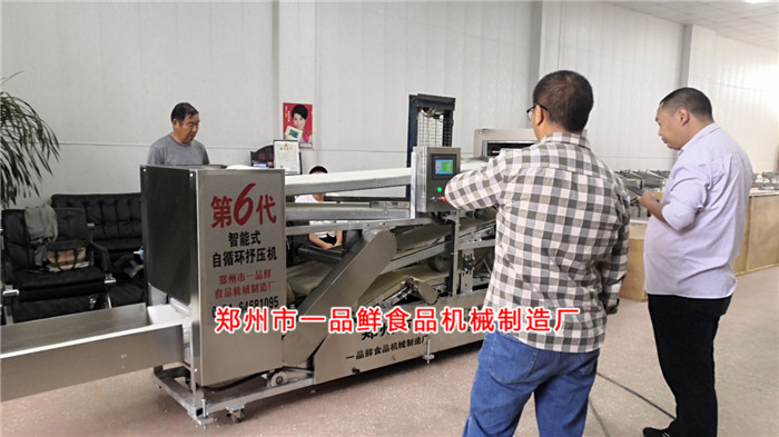 深圳客戶設備調(diào)試中 深圳客戶設備調(diào)試中