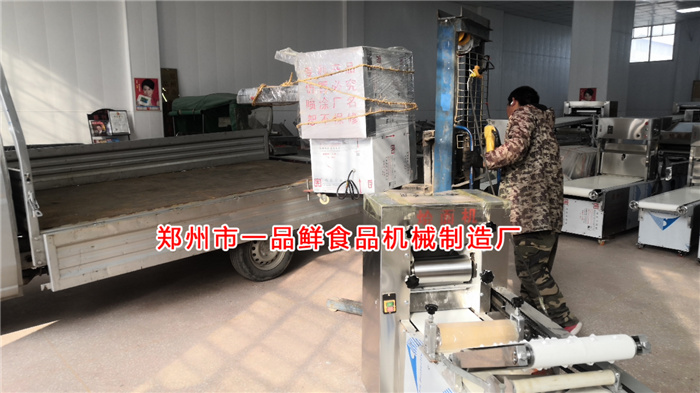 燴面機配套設備裝車 燴面機配套設備裝車