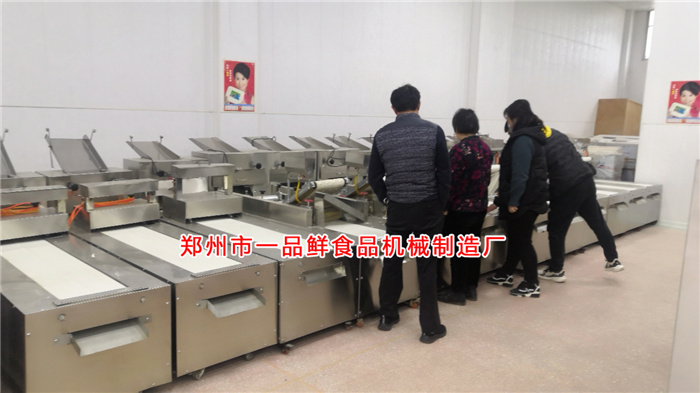 老客戶帶新客戶考察一品鮮  老客戶帶新客戶考察一品鮮