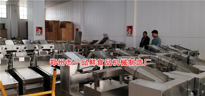 甘肅老客戶在一品鮮設備展廳 甘肅老客戶在一品鮮設備展廳