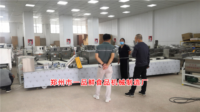 長沙老客戶考察大型流水線設備 長沙老客戶考察大型流水線設備